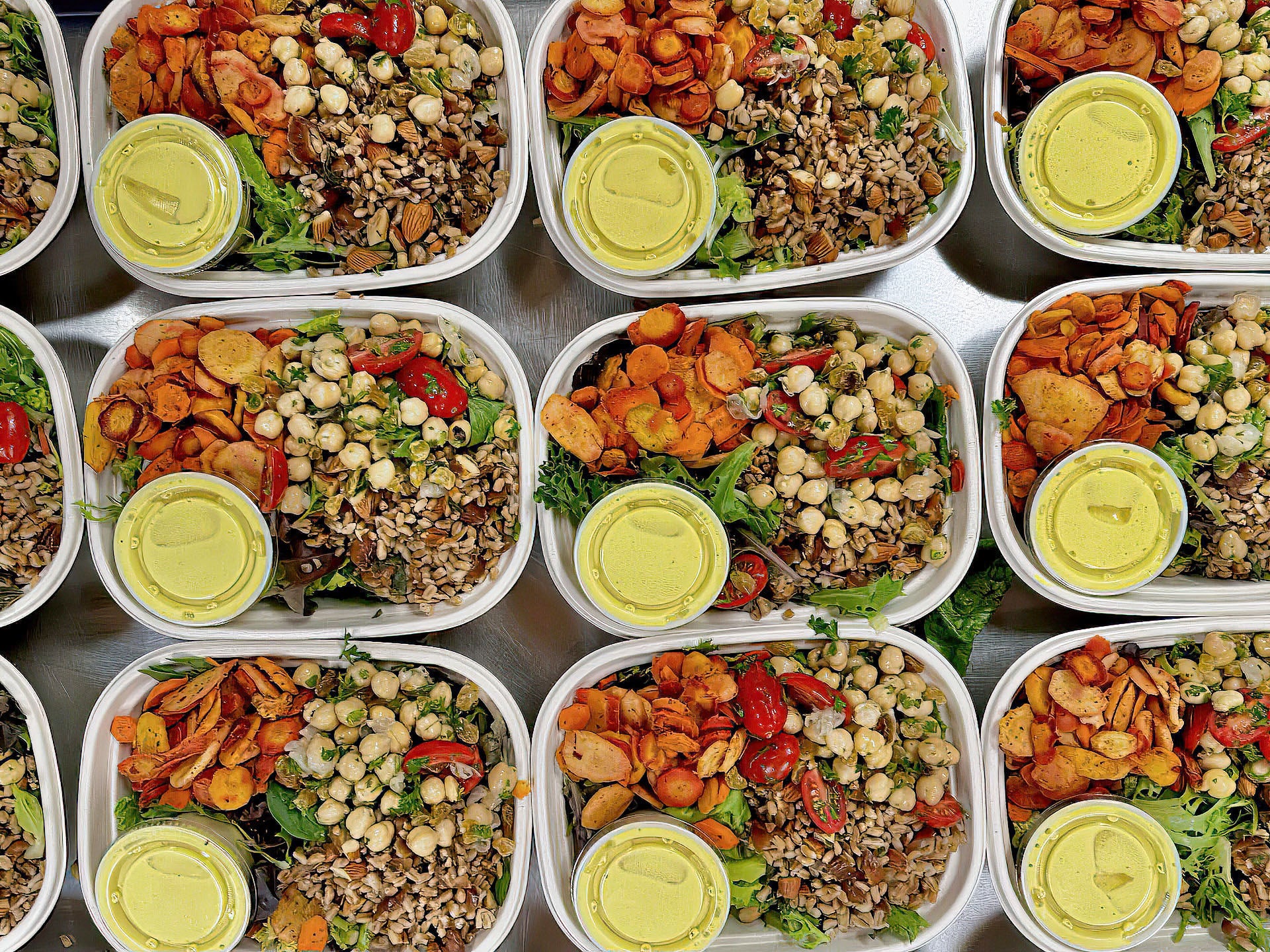 Sustainable Packaging at New World Kitchen in Des Moines, Iowa